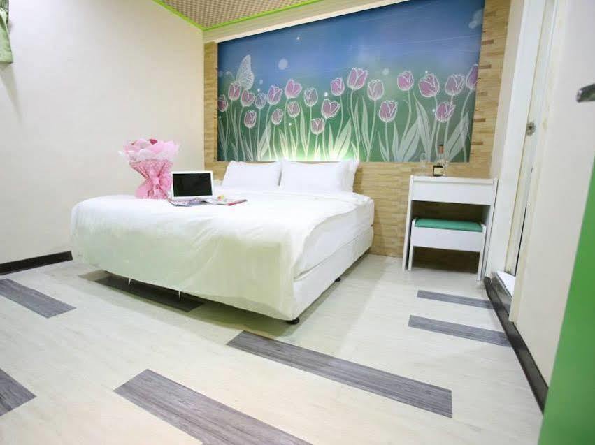 Clover House-自助式無人旅店 Zhongli Εξωτερικό φωτογραφία